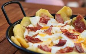 Menú picoteo en Plaza Juan XIII