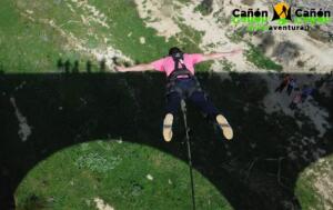 Puenting con vídeos y fotos