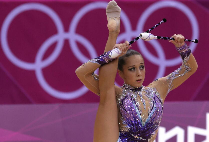 Las Mazas Y Las Cintas Protagonistas De La Jornada De Gimnasia Artistica Laverdad Es Foto 19 De 20